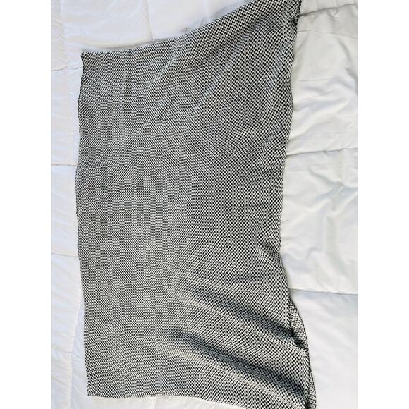 H&M Unisex Black & White Ribbed Cowl Neck Infinity Scarf Soft Onesize - Picture 5 of 8